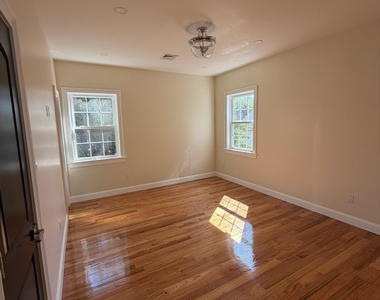 24712 139th Avenue - Photo Thumbnail 5
