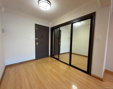 8336 Beverly Road - Photo Thumbnail 2
