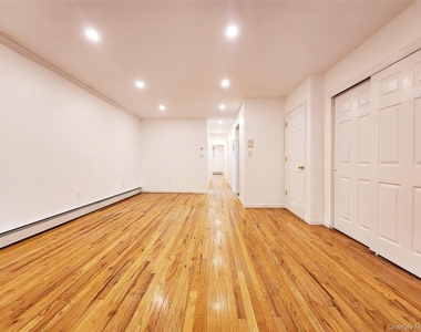 94-08 89 Avenue - Photo Thumbnail 5