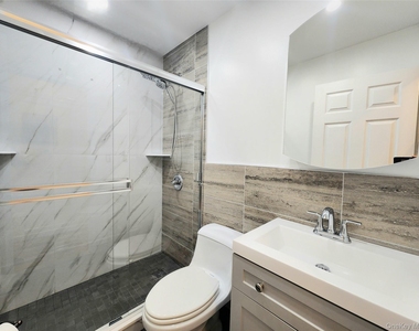 94-08 89 Avenue - Photo Thumbnail 10
