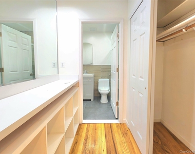 94-08 89 Avenue - Photo Thumbnail 13
