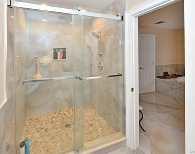 42 Willow Tree Road - Photo Thumbnail 13