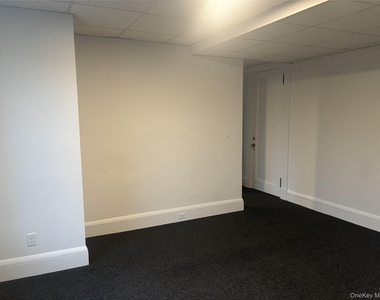 53 Gleneida Avenue - Photo Thumbnail 7