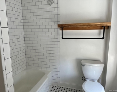 518 Smith Street - Photo Thumbnail 15