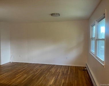121 Fire Island Avenue - Photo Thumbnail 5