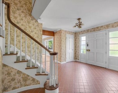 14 Oak Lane - Photo Thumbnail 4
