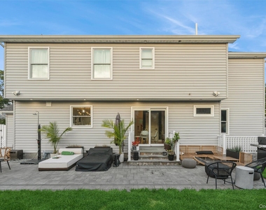 1402 Merrick Avenue - Photo Thumbnail 30