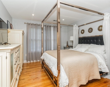 1402 Merrick Avenue - Photo Thumbnail 20