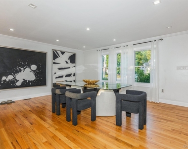 1402 Merrick Avenue - Photo Thumbnail 7