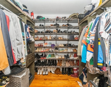 1402 Merrick Avenue - Photo Thumbnail 17