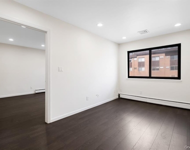 3 Charles Lane - Photo Thumbnail 6