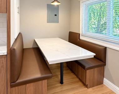 153 E Central Avenue - Photo Thumbnail 2