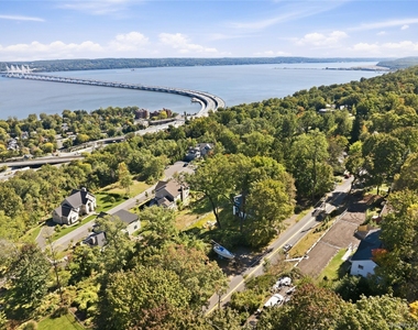 227 South Boulevard - Photo Thumbnail 17