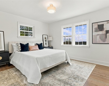 227 South Boulevard - Photo Thumbnail 6