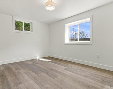 227 South Boulevard - Photo Thumbnail 11