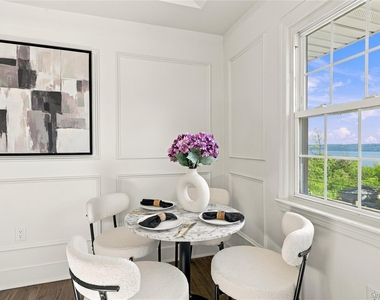 227 South Boulevard - Photo Thumbnail 3