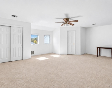 22 Ridgewood Drive - Photo Thumbnail 24