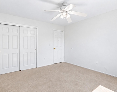 22 Ridgewood Drive - Photo Thumbnail 14