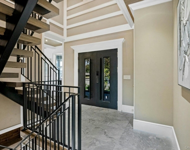 1707 Marie Lane - Photo Thumbnail 4