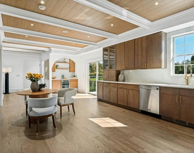 1707 Marie Lane - Photo Thumbnail 11