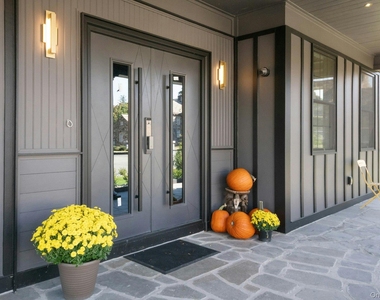 1707 Marie Lane - Photo Thumbnail 2