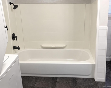 31 Willoughby Place - Photo Thumbnail 8