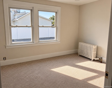 31 Willoughby Place - Photo Thumbnail 12
