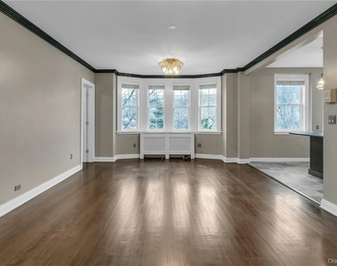 26 E Parkway - Photo Thumbnail 2