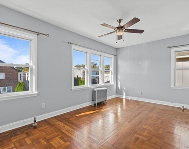 512 Sixth Avenue - Photo Thumbnail 6