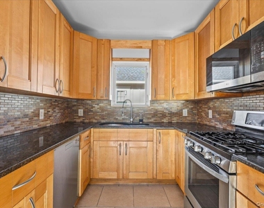512 Sixth Avenue - Photo Thumbnail 9