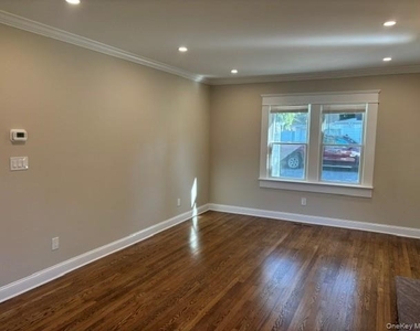 2 William Street - Photo Thumbnail 13