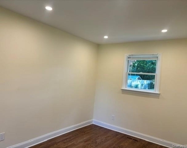 2 William Street - Photo Thumbnail 22