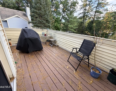 212 Yorktown Drive - Photo Thumbnail 15