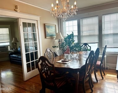 895 Park Avenue - Photo Thumbnail 26