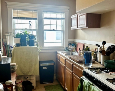 895 Park Avenue - Photo Thumbnail 11