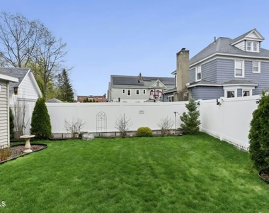 1603 Union Street - Photo Thumbnail 1