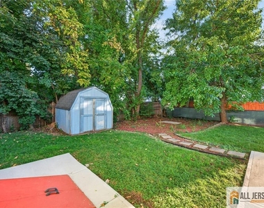 29 Windsor Drive - Photo Thumbnail 35