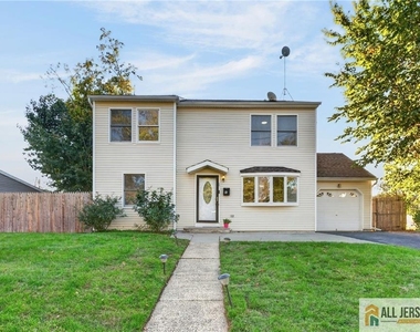 29 Windsor Drive - Photo Thumbnail 1