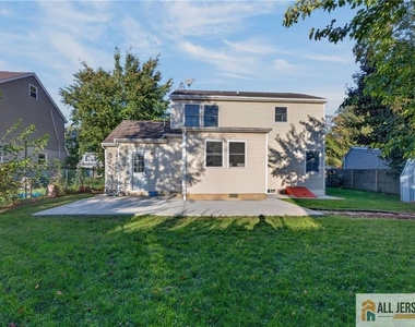 29 Windsor Drive - Photo Thumbnail 31