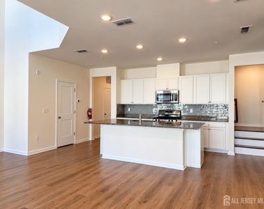 83 Depot Way - Photo Thumbnail 9