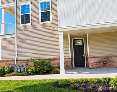83 Depot Way - Photo Thumbnail 3