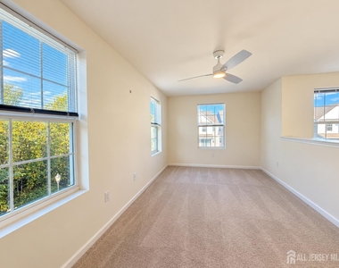 83 Depot Way - Photo Thumbnail 17
