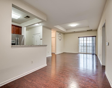 545 E Celebration Way Way - Photo Thumbnail 14