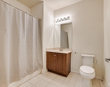 545 E Celebration Way Way - Photo Thumbnail 27