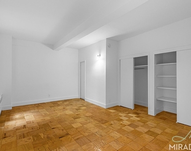 132 E 45th Street - Photo Thumbnail 1