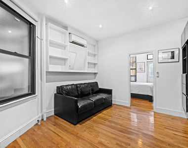 212 E 84th Street - Photo Thumbnail 1