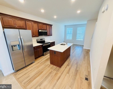 40 Anthem Street - Photo Thumbnail 10