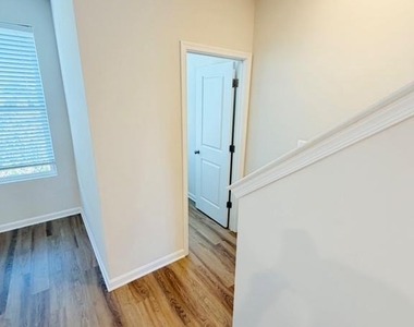 40 Anthem Street - Photo Thumbnail 15