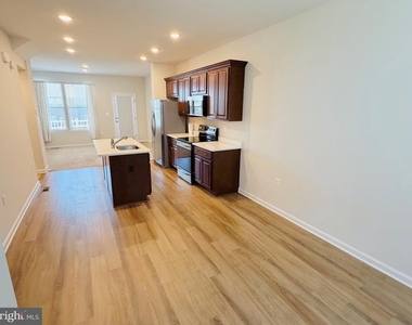 40 Anthem Street - Photo Thumbnail 12