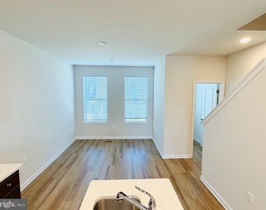 40 Anthem Street - Photo Thumbnail 13